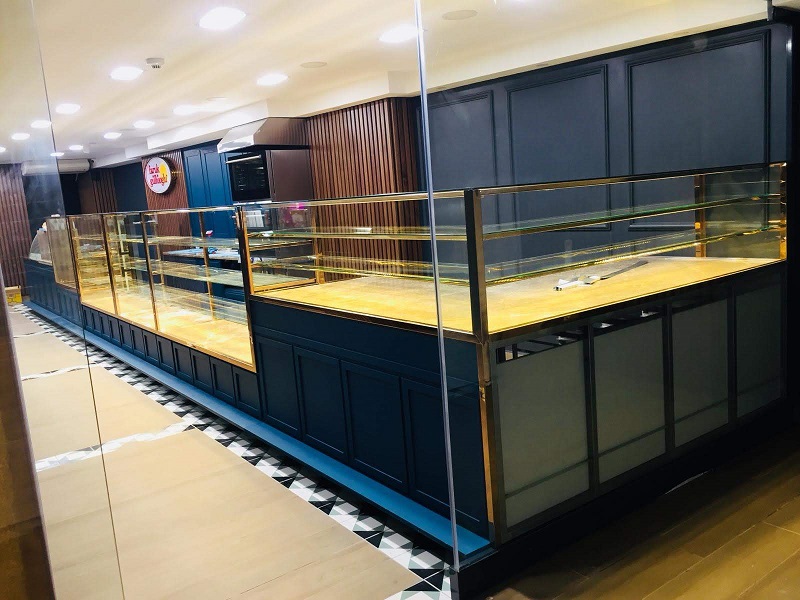 urunler Tatlı Teşhir ve Satış Reyonları 